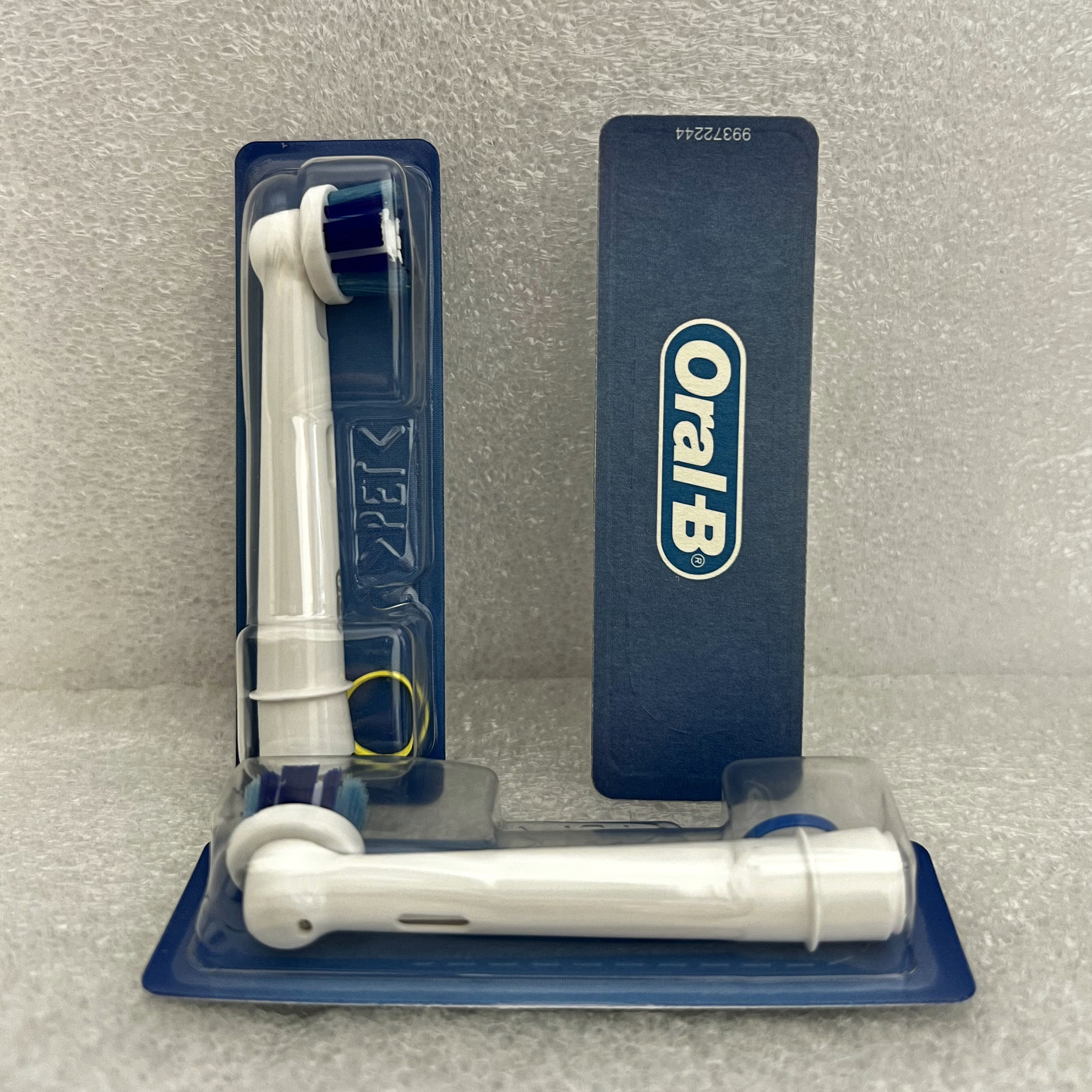 درمانش سری یدک مسواک برقی اورال-بی مدل Precision Clean تجهیزات دندانپزشکی