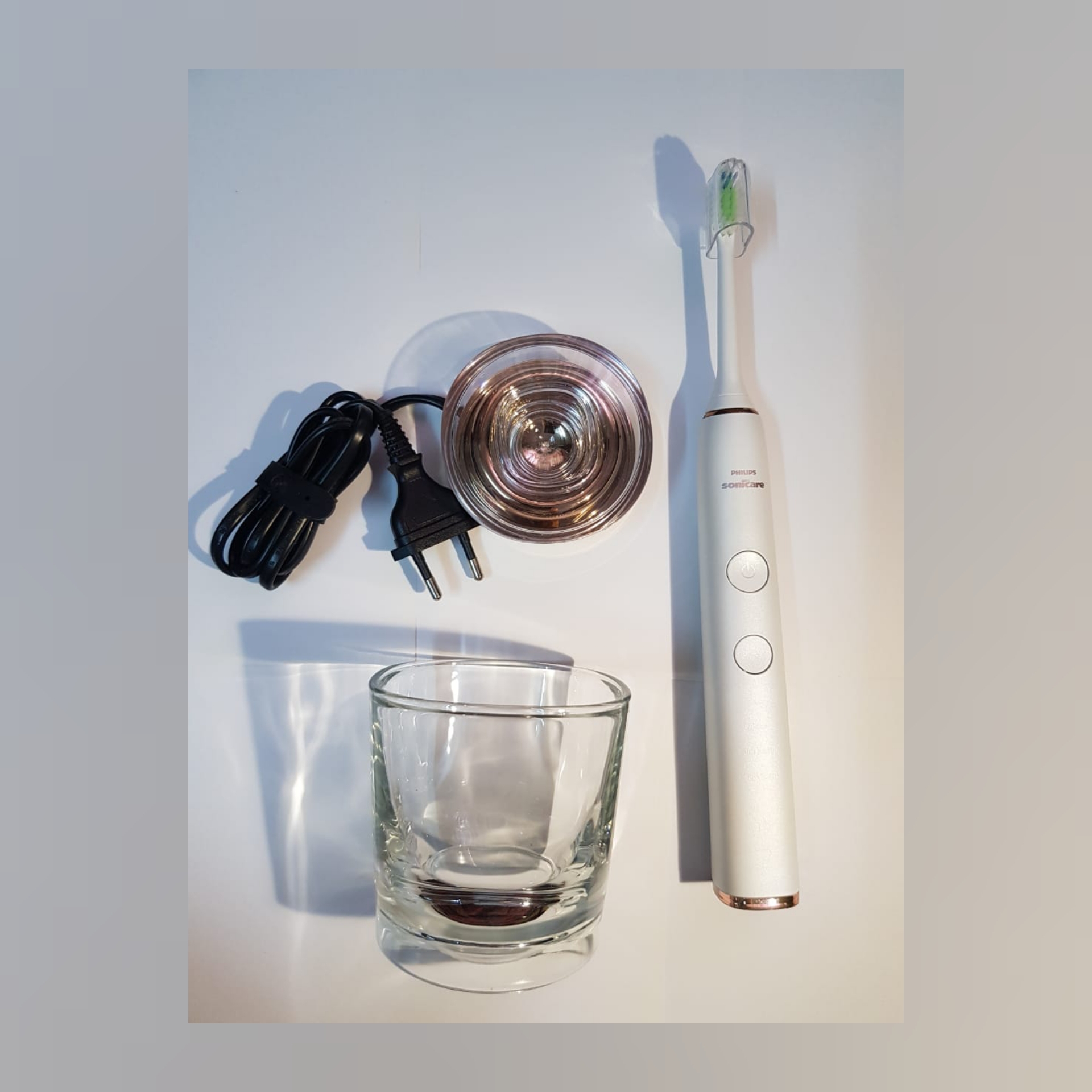 درمانش مسواک برقی فیلیپس مدل HX9901/63 تجهیزات دندانپزشکی